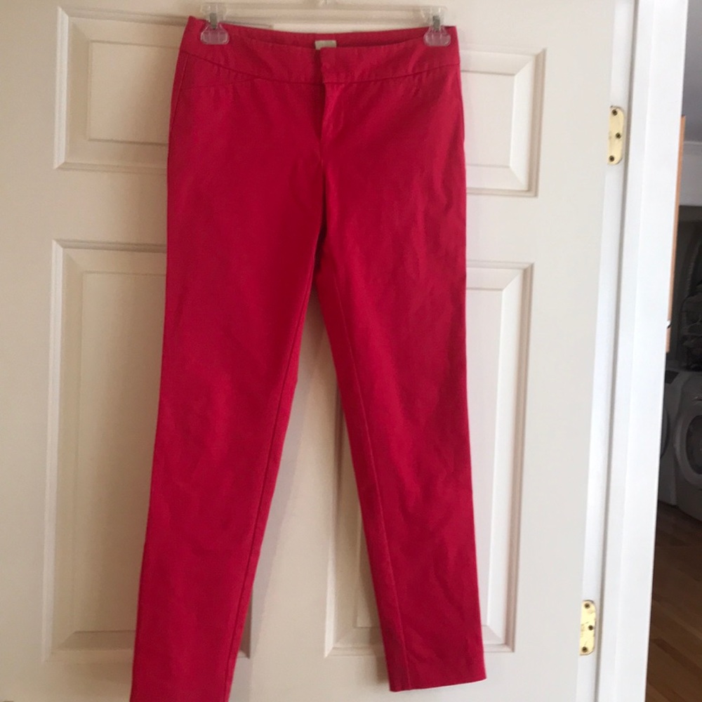 Ecru red pants